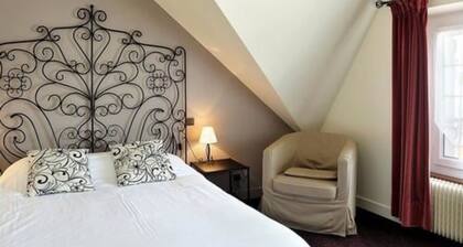 Hôtel Le Saint Florent