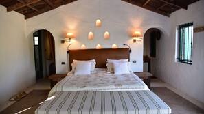 Rollaway beds, free WiFi