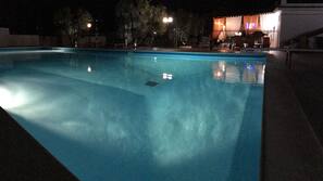 Piscina all'aperto