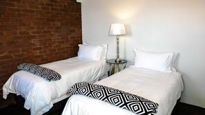 Bureau, Wi-Fi gratuit, draps fournis