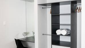 Bureau, Wi-Fi gratuit, draps fournis