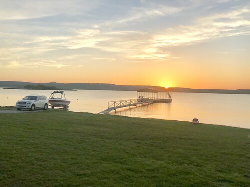 Visit Cliffs At Possum Kingdom In Graham Expedia