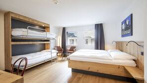 In-room safe, free WiFi