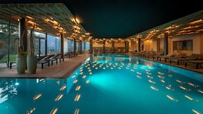 Piscina coperta, piscina all'aperto