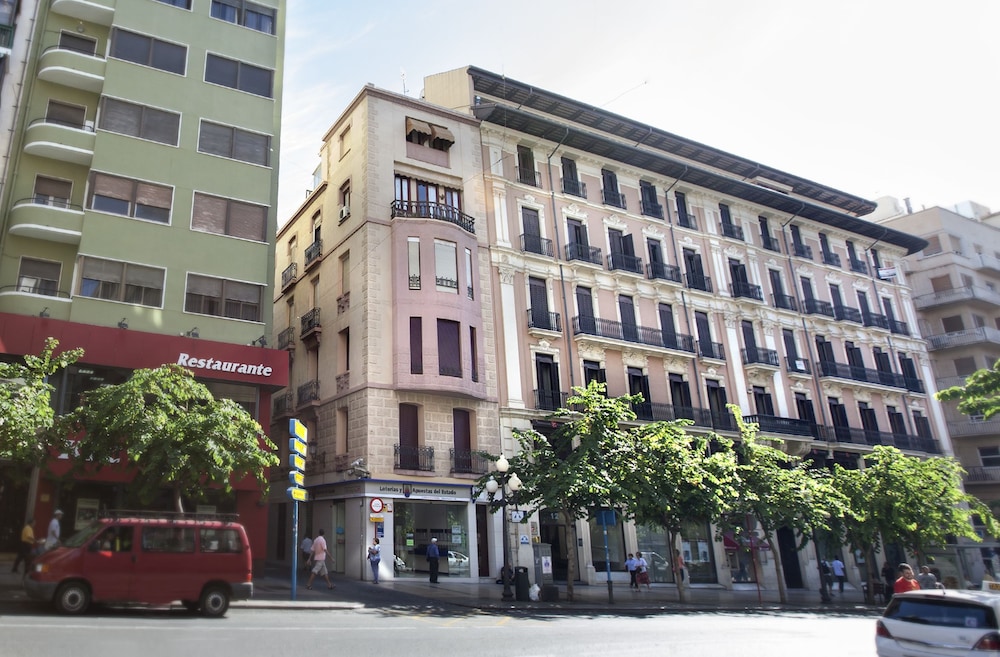 Apartamentos Boni in Alicante, Spain