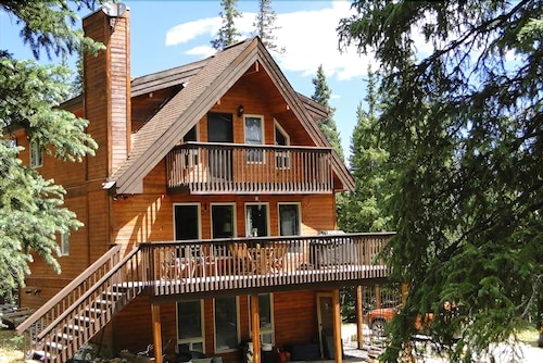 Whispering Pines Chalet 3 Bedrooms 3 Bathrooms Cabin In Fairplay