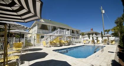 Georgianne Inn & Suites