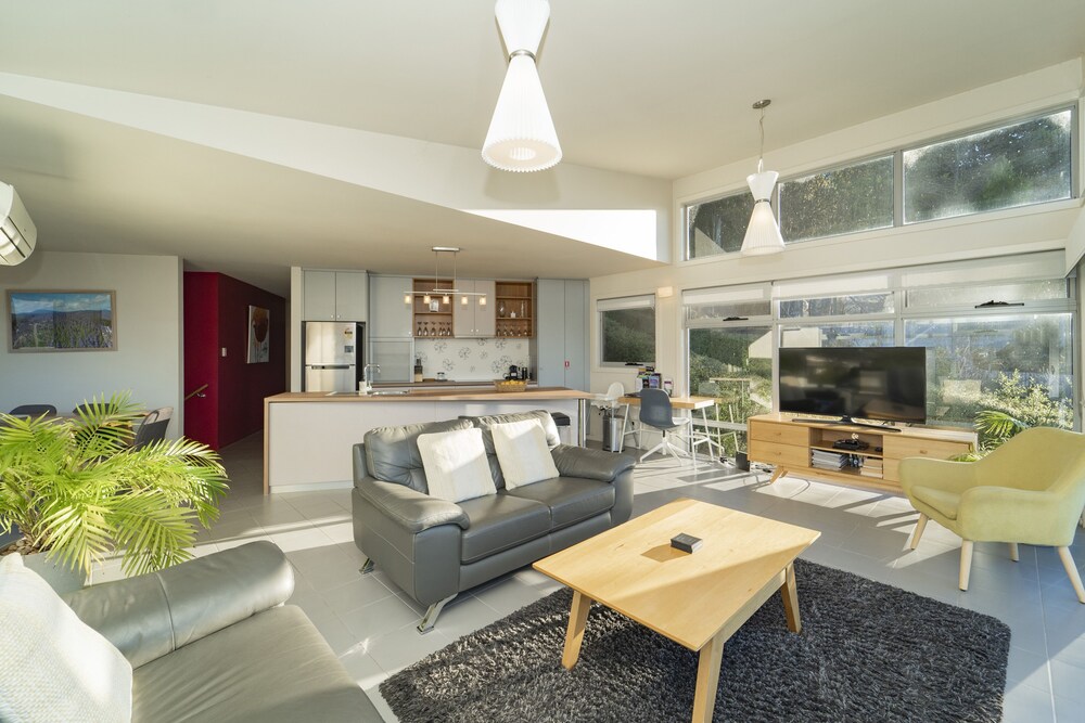 Launceston Views Townhouse 2 Deals & Reviews (Launceston, AUS) Wotif