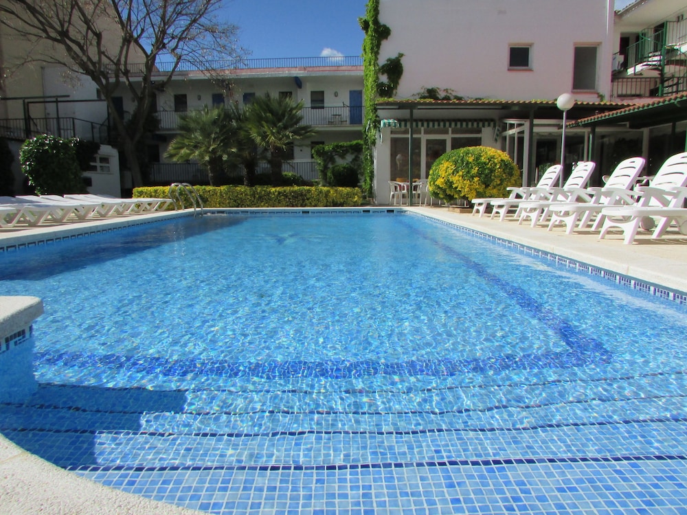 Hotel Yola in Altafulla, Spain