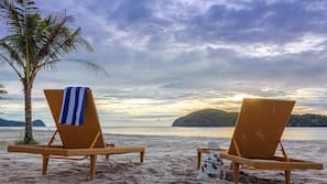 Plage, sable blanc, bar de plage
