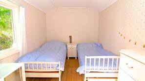 2 Schlafzimmer, kostenpflichtige Zustellbetten
