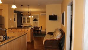 Fridge, microwave, hob, dishwasher