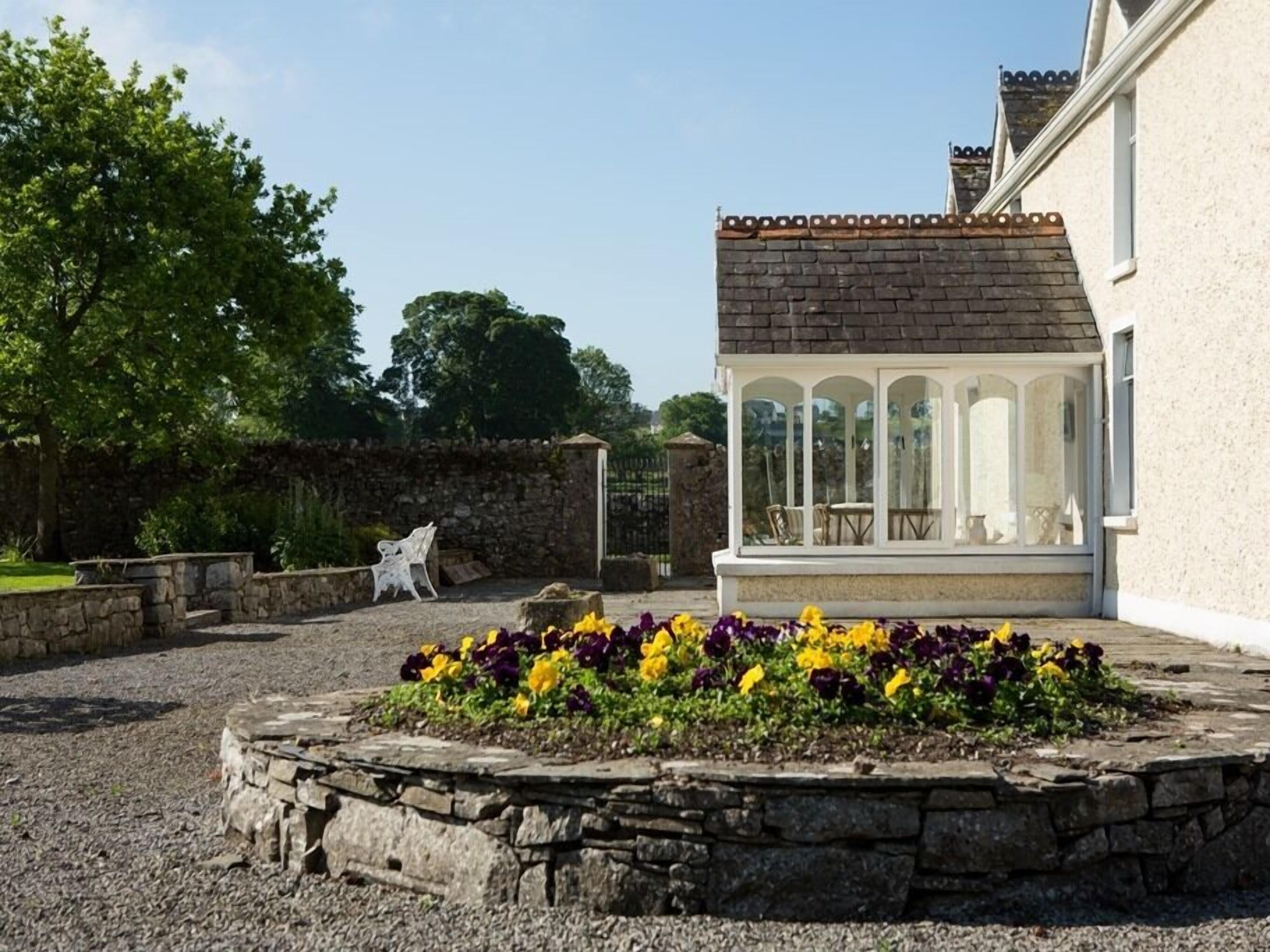O'briens Cashel Lodge in Cashel, Ireland