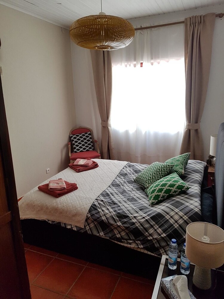 enclosed bed frame diy villa with bedrooms in sesimbra private pool enclosed garden and wifi km from the beach 30 out of 50 enclosed bed frame diy villa with bedrooms in sesimbra private pool enclosed garden and wifi km from the beach 30 out of 50