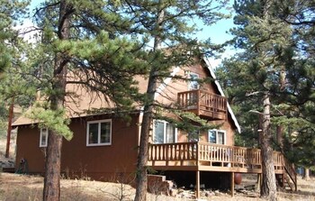 Cozy Cabin In The Woods Outside Rocky Mountain National Park