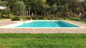 Piscina all'aperto