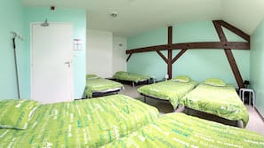 4 bedrooms, free WiFi