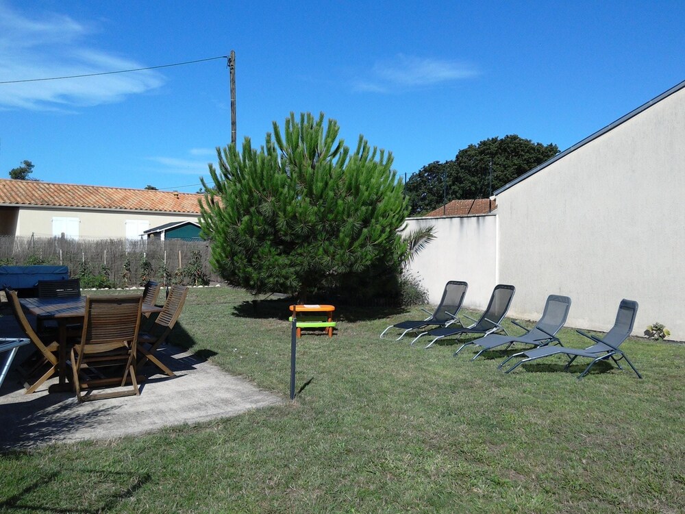 House With 3 Bedrooms In Marennes With Enclosed Garden And
