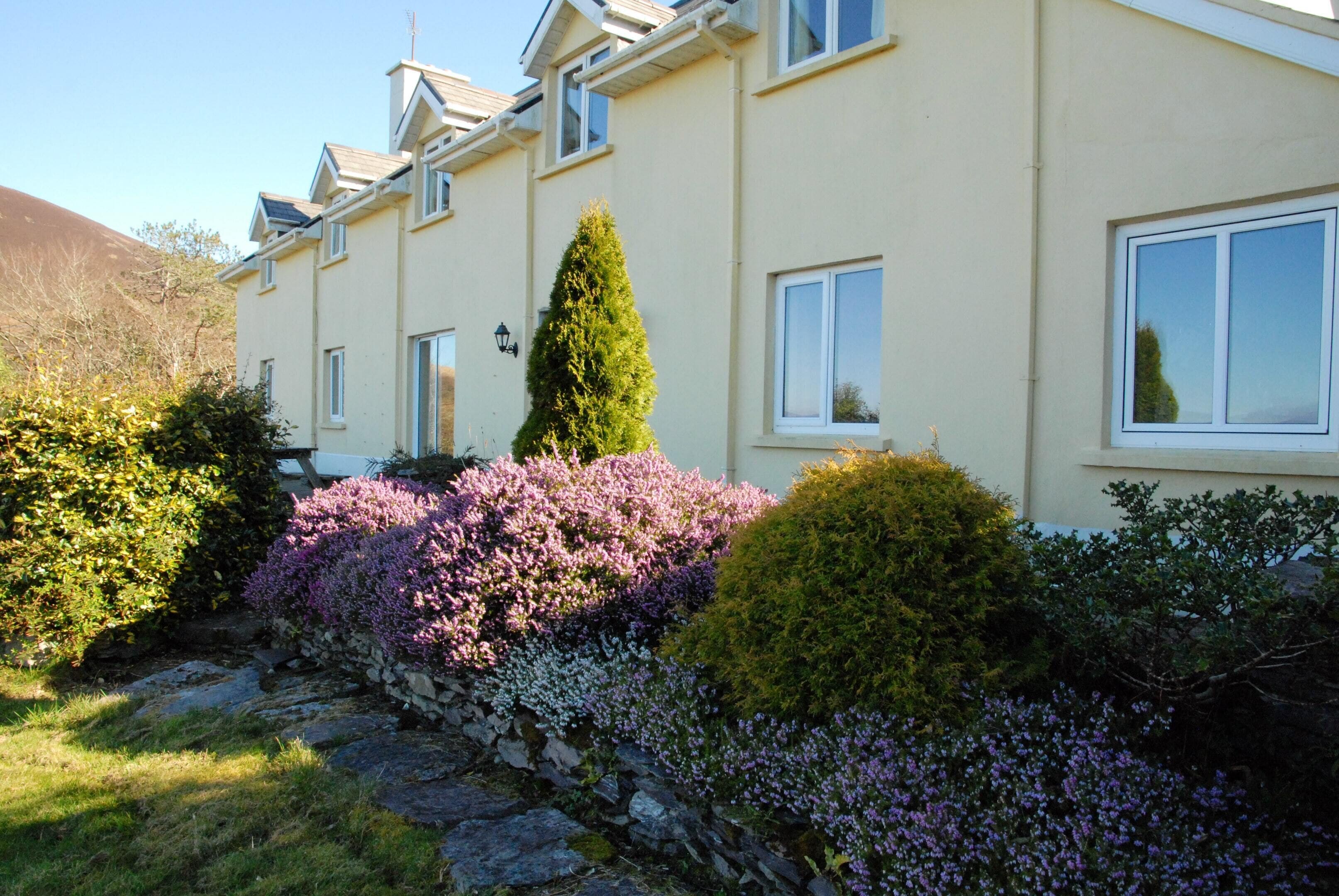 House With 5 Bedrooms in Kells, Ireland