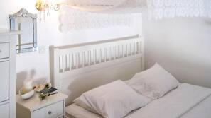 1 chambre, coffre-forts dans les chambres, fer et planche à repasser