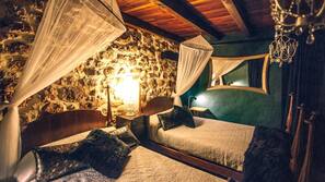 5 bedrooms, iron/ironing board, free WiFi