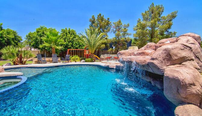 5 Bedroom Private Vacation Home In Phoenix Pinnacle Hill Sleeps 16 Expedia Vacation Rentals