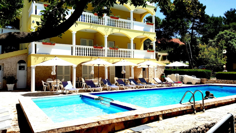 3 Star Hotels