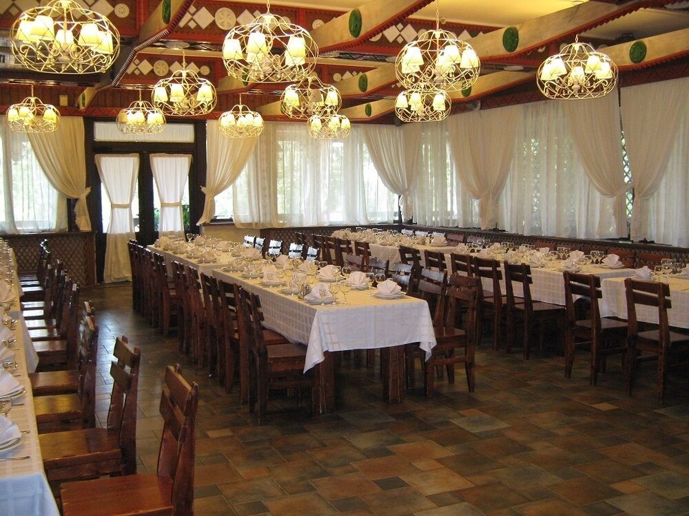 Banquet hall, Hotel Complex Verhovina