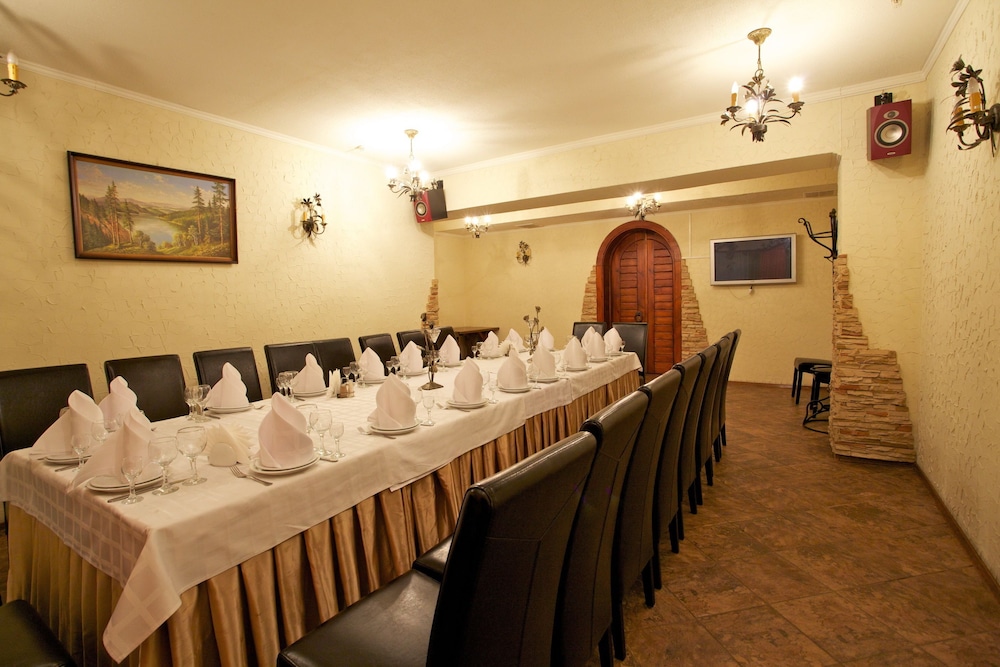 Banquet hall, Hotel Complex Verhovina