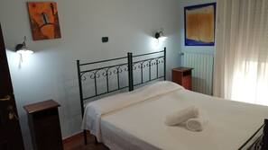 1 bedroom, down duvet, free minibar items, desk