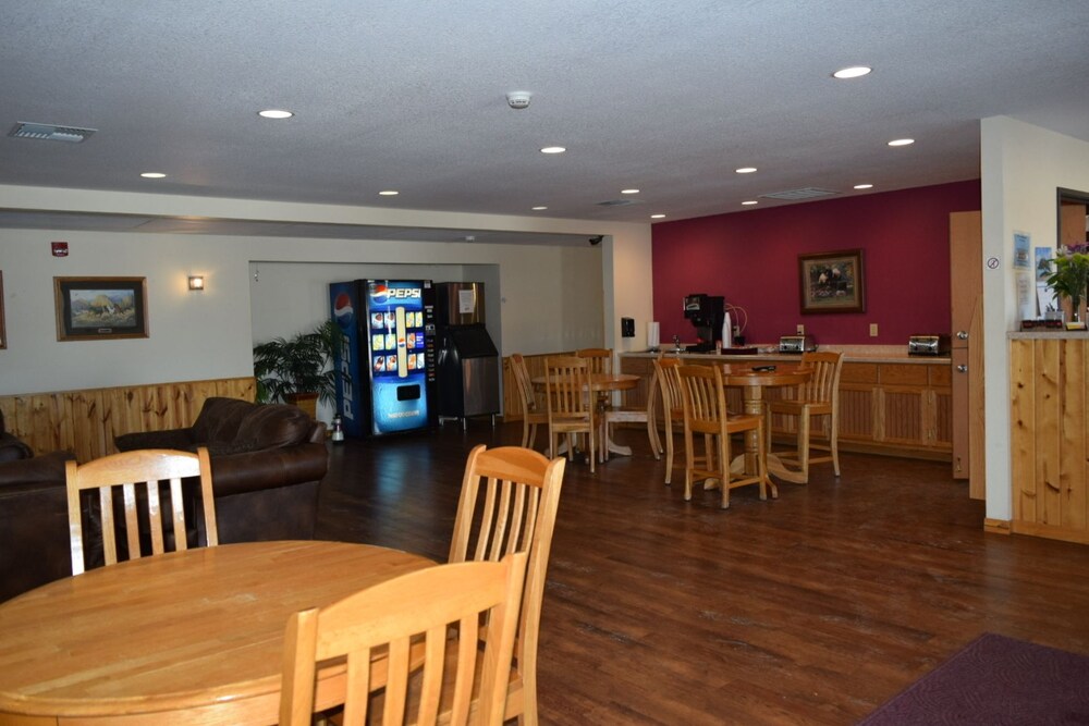North Shore Inn & Suites in Garrison Best Rates & Deals on Orbitz