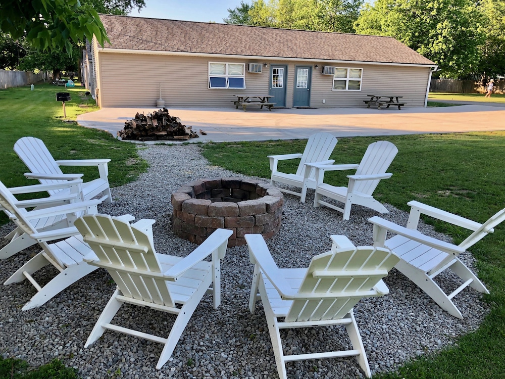 Little Ted S Cottages In Sandusky Hotel Rates Reviews On Orbitz