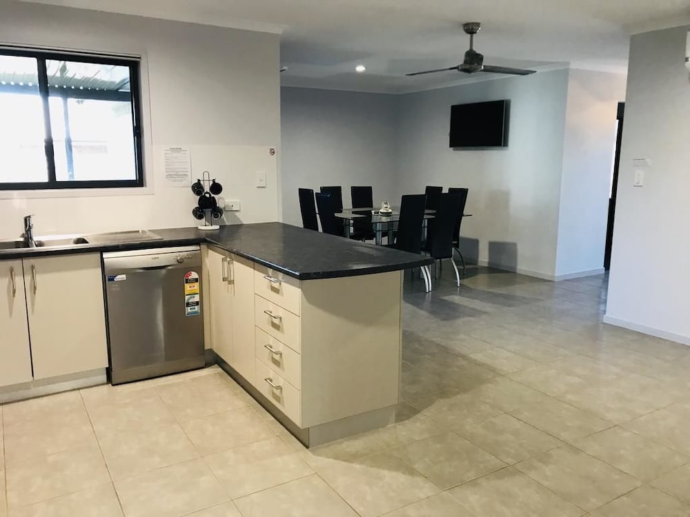 Hervey Bay Holiday Home Deals & Reviews (Hervey Bay, AUS) Wotif