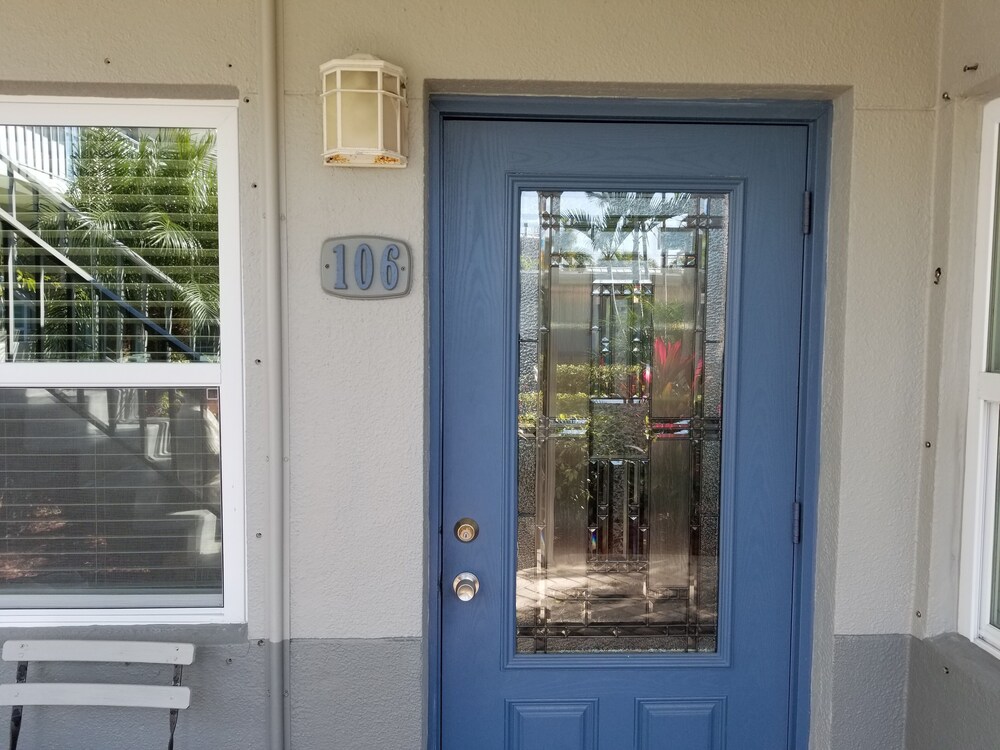 - Paradise Ln-Dolphin View - Boats*-Pets* Welcome !!