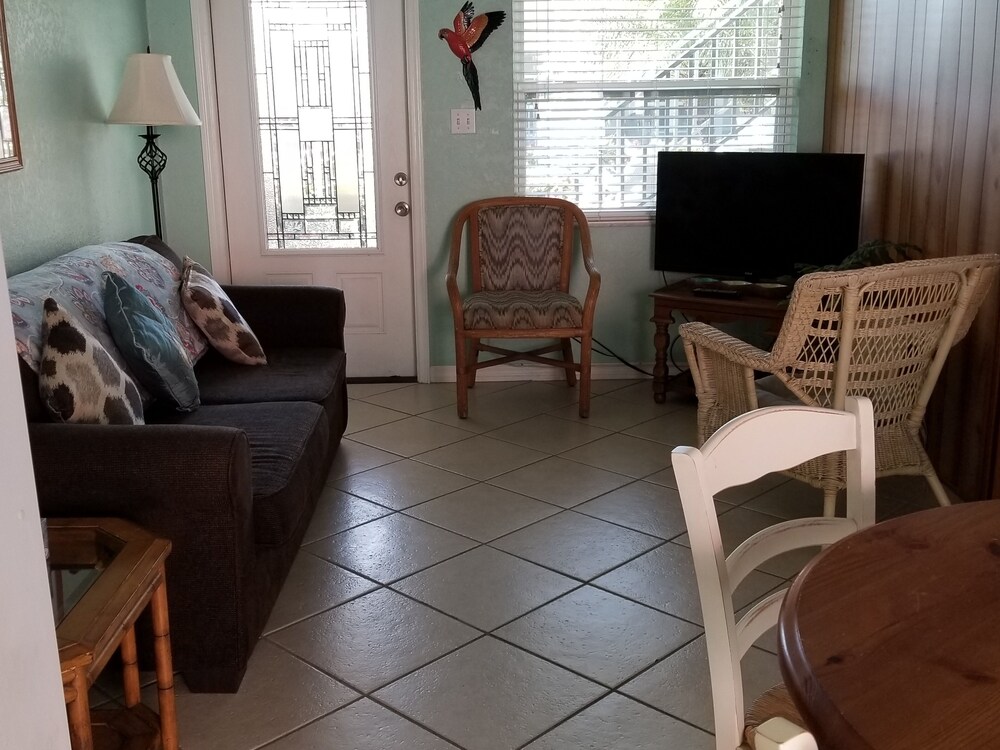 - Paradise Ln-Dolphin View - Boats*-Pets* Welcome !!