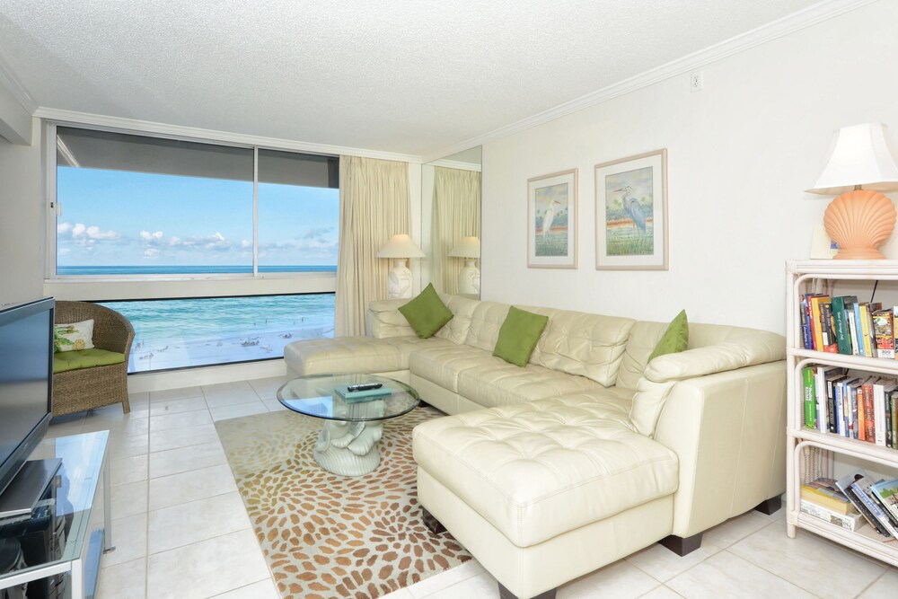 Unit 72- 1 Bedroom 1 Bathroom Condominium With Gulf Views