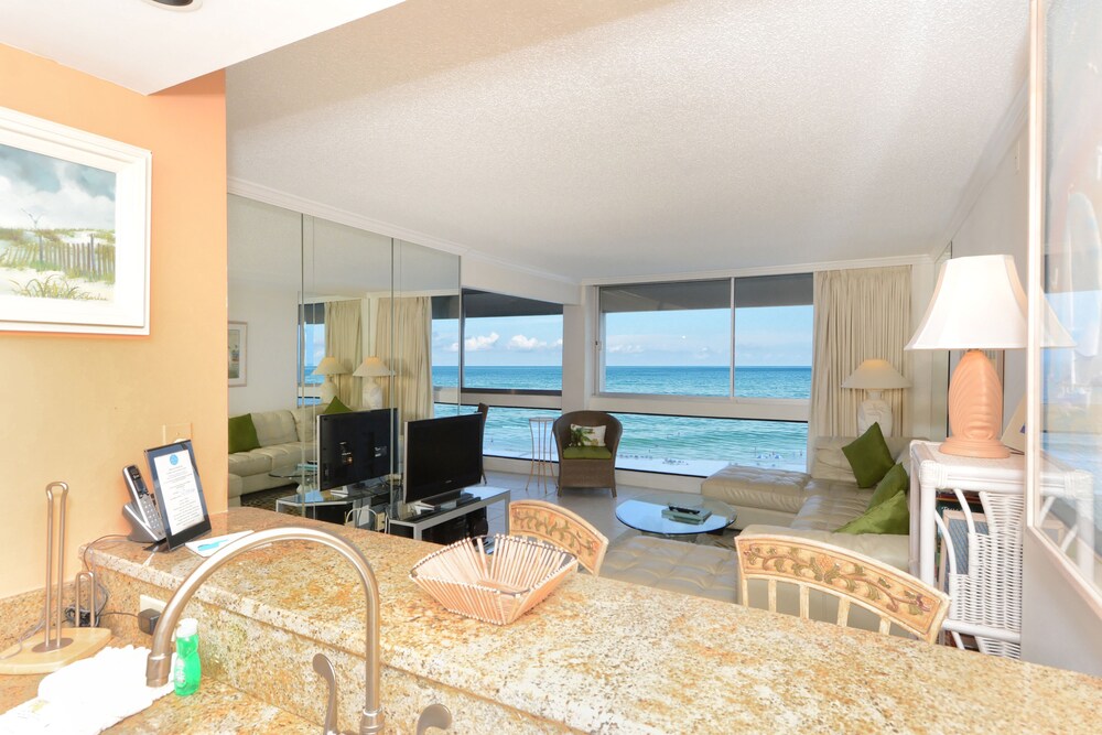 Unit 72- 1 Bedroom 1 Bathroom Condominium With Gulf Views