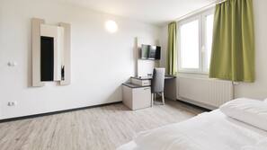 Bureau, chambres insonorisées, Wi-Fi gratuit, draps fournis