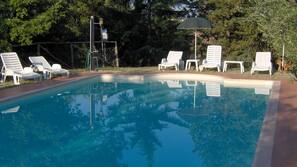 Piscina stagionale all'aperto