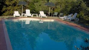 Piscina stagionale all'aperto