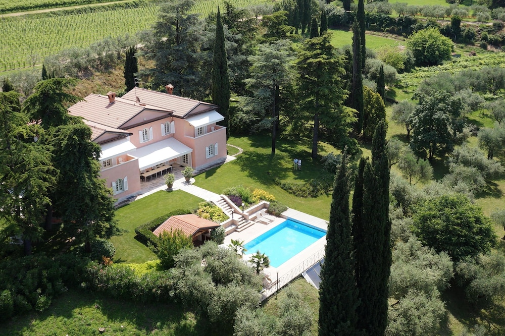 Luxury Chic Rental Villa Lake Garda Lazise Lake View And