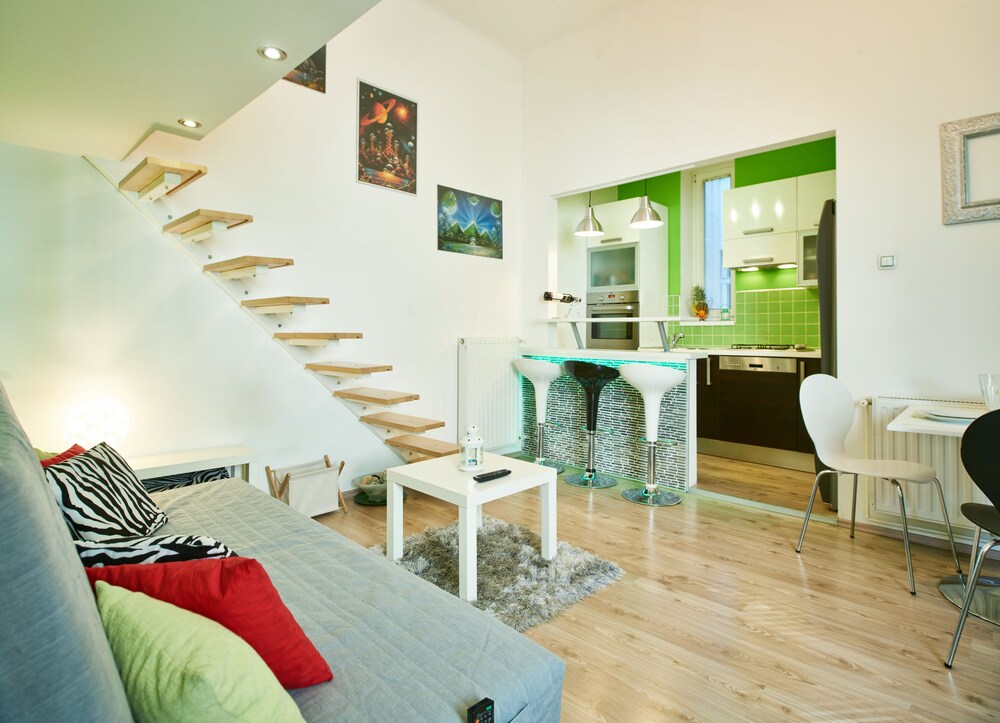 Apartment Green Wall Zagreb 2019 Hotel Prices Expedia Apartment Green Wall Zagreb 2019 Hotel Prices Expedia