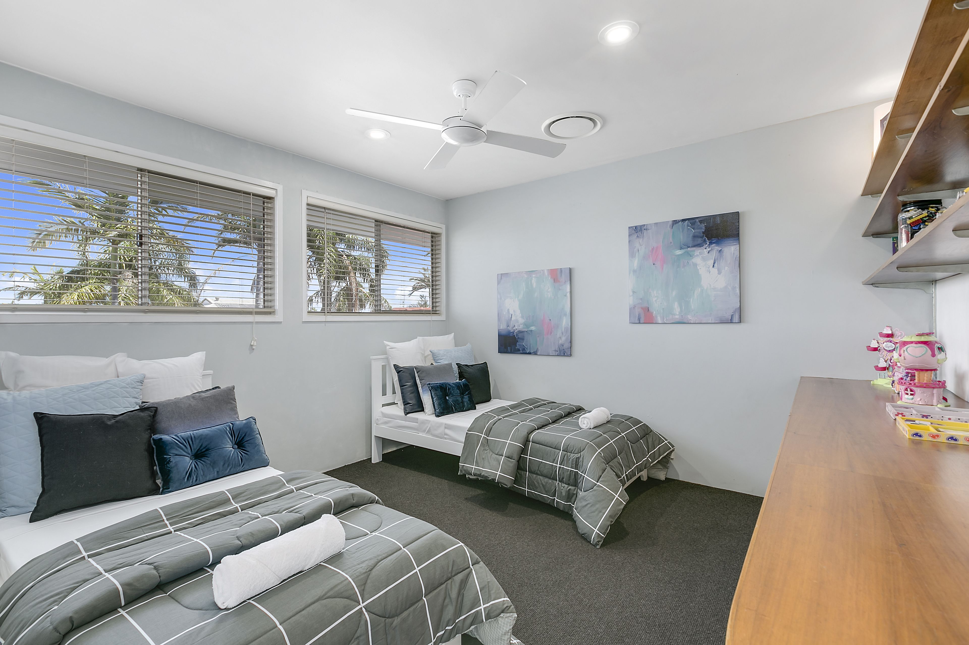 Havana Blue - Large 4 Bedroom Home