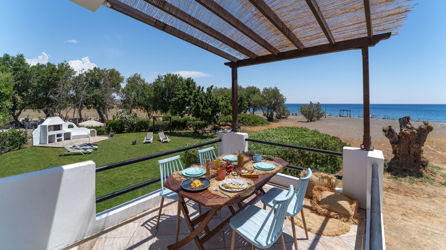 Eco Beach and Magic Garden