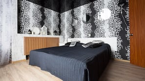 1 bedroom, iron/ironing board, free WiFi