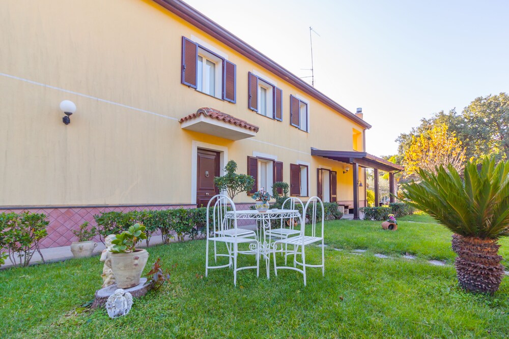 B&B Boutique Di Charme "Etna-Relax-Natura",B&B Villa Con Piscina e Giardino Sicilia Etna Catania Taormina Acireale Giardini Naxos Aci Trezza,B&B Con Piscina Vicino Taormina Etna