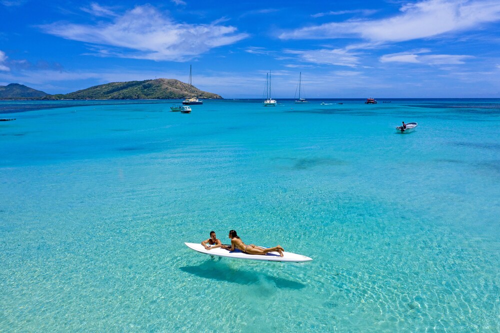 Oarsman S Bay Lodge In Nacula Island Hotel Rates Reviews On Orbitz