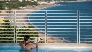 Piscina all'aperto