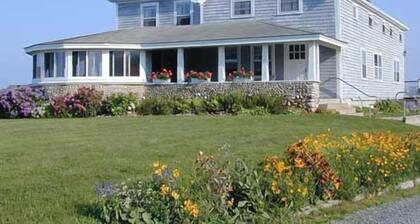 Rose Farm Inn