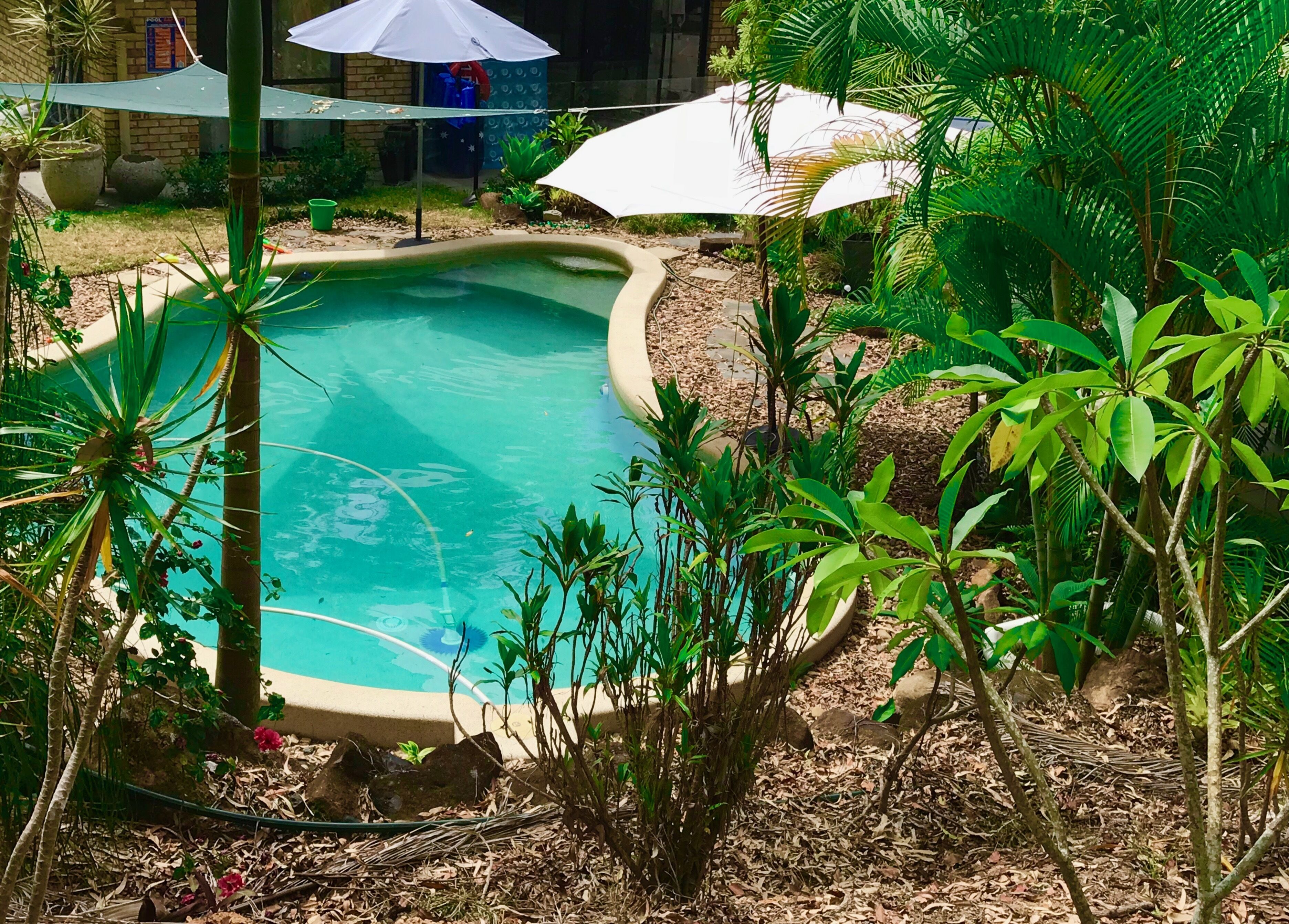 Forest Setting, Pool, Cabana, Large Bath, Netflix/foxtel/wifi, King Size Bed